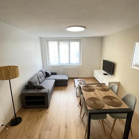 Ferienwohnung La Pause Tranquille Tulle Exterior foto
